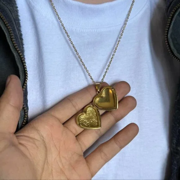 Y2K 2000s vintage gold cute heart pendant locket chain necklace - Picture 5 of 8